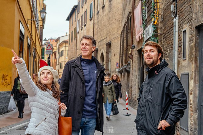 Bologna Private City Kickstart Tour - Accessibility and Participation