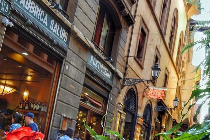 Bologna Private Food Tour Eating Around the Centre - Sampling Local Cheeses and Cured Meats