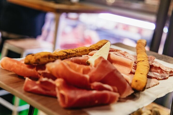 Bologna Private Food Tour Eating Around the Centre - Indulging in Sweet Treats