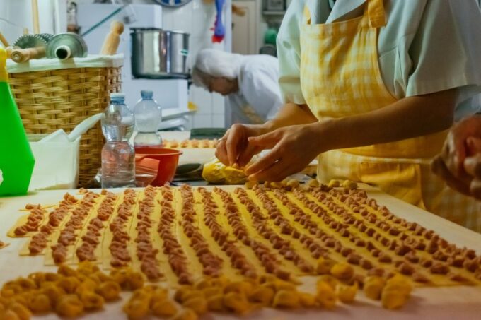 Bologna: Private Food Walking Tour With Tastings - Culture and City Highlights