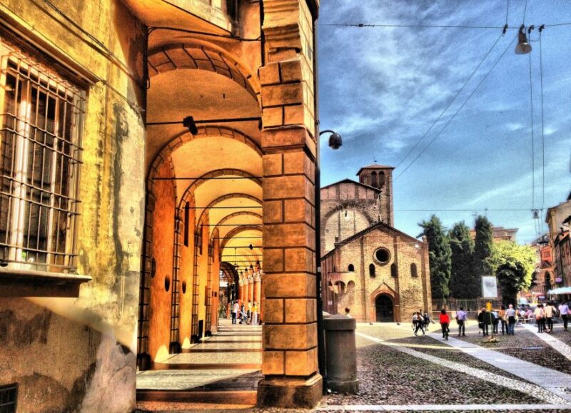 Bologna: Private Santo Stefano Tour With Food Tasting - Languages and Group Type