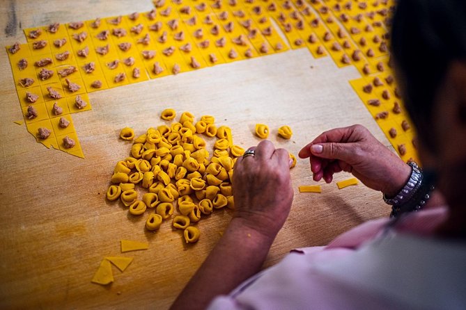 Bologna Private Walking Food Tour With Secret Food Tours - Meeting and Ending Points