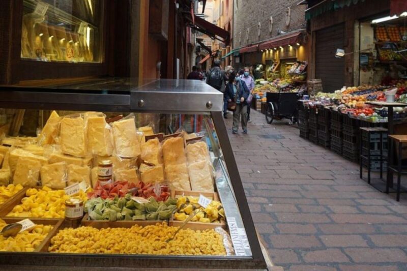 Bologna Private Walking Guided Tour With Licenced Guide - Tour Highlights and Experience