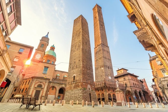 Bologna Private Walking Tour - Meeting and Logistics