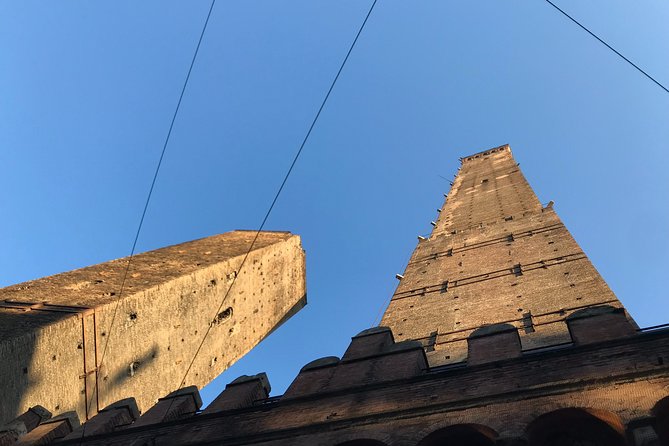 Bologna Private Walking Tour - Historical Buildings in Piazza Maggiore