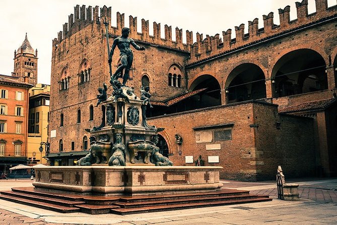 Bologna Private Wine Tour - History and Culture