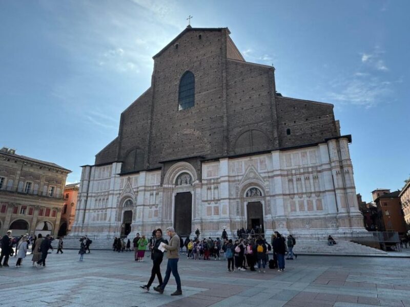 Bologna: Small-Group Tour With the Historic Archiginnasio - Key Points
