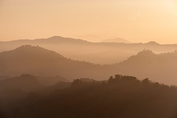 Bologna Surroundings Photo Tour: Rolling Hills and Badlands - Photogenic Locations