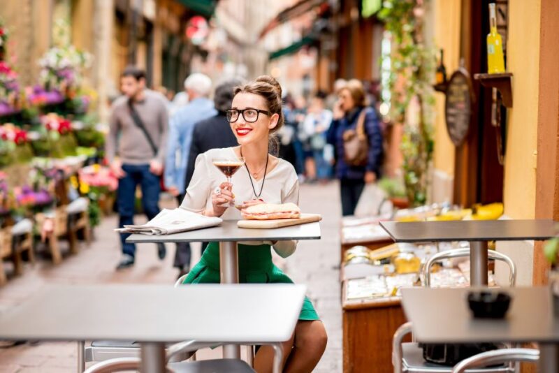 Bologna: Taste Local Specialties on a Guided Walking Tour - Key Points