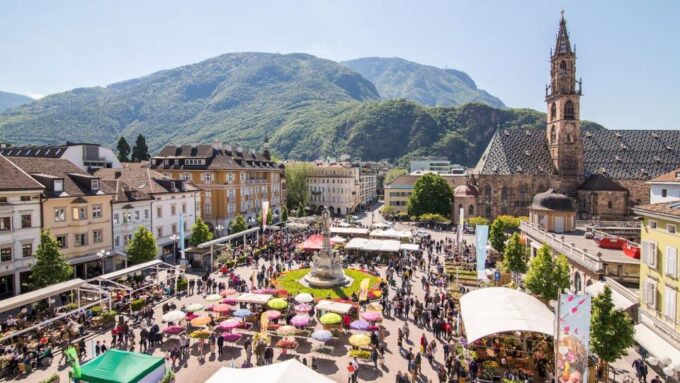 Bolzano: Private Street Food Walking Tour - Local Delicacies Tasting