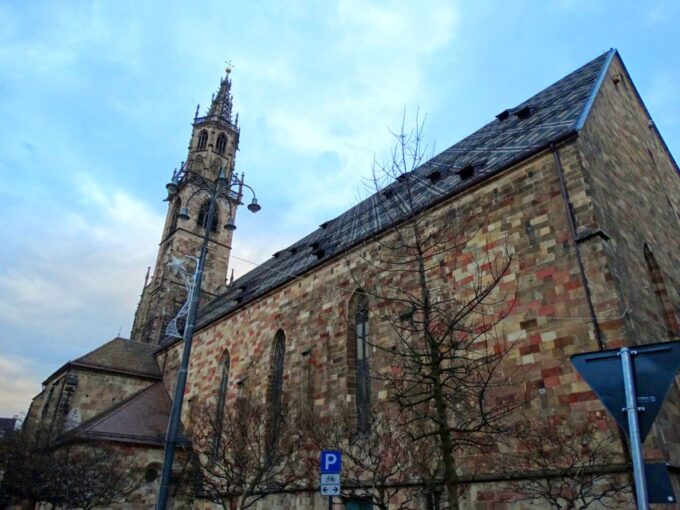 Bolzano Private Tour: Picturesque Town Sud Tyrol Dolomites - Strolling Through the Historic Center