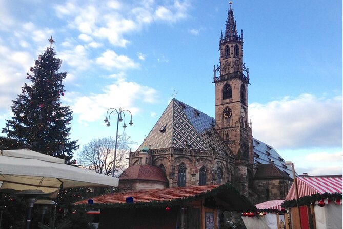 Bolzano Scavenger Hunt and Highlights Self-Guided Tour - App and Navigation