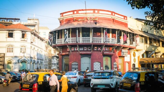 Bombay Fort Heritage Walking Tour - Exploring Historical Buildings