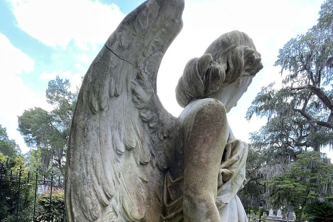 Bonaventure Cemetery Dark History Experience By Junket - Key Points