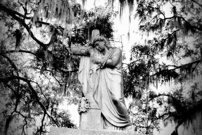 Bonaventure Cemetery Walking Tour With Transportation - Traveler Reviews