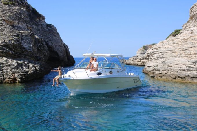 Bonifacio: Boat Trip to La Maddalena & Lavezzi Islands - Exploring Bonifacios Surroundings