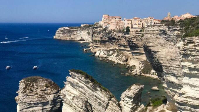 BONIFACIO - CORSICA: A TRIP FROM SARDINIA - Scenic Views and Activities