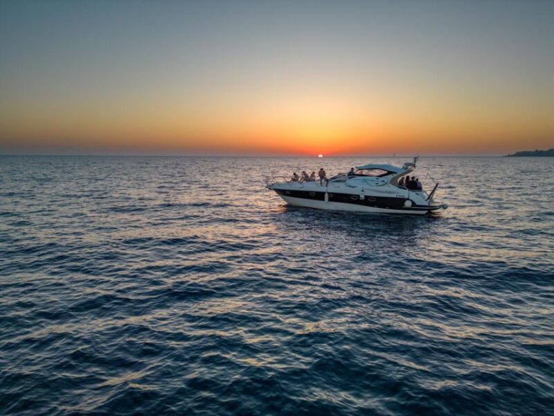 Bonifacio: Lavezzi Islands Full-day Trip by Boat - Recommended Essentials to Bring