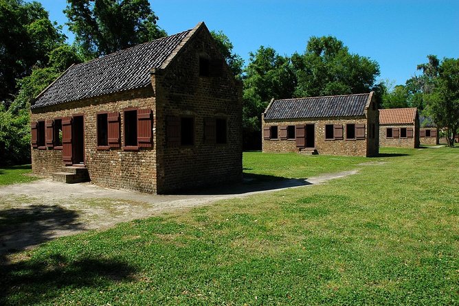 Boone Hall Plantation Admission & Tour With Transportation From Charleston - Overview of Boone Hall Plantation
