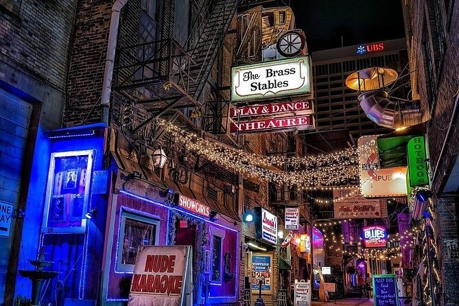 Booze, Brews, and Boos: Nashvilles Haunted Pub Crawl - Embracing the Supernatural in Music City