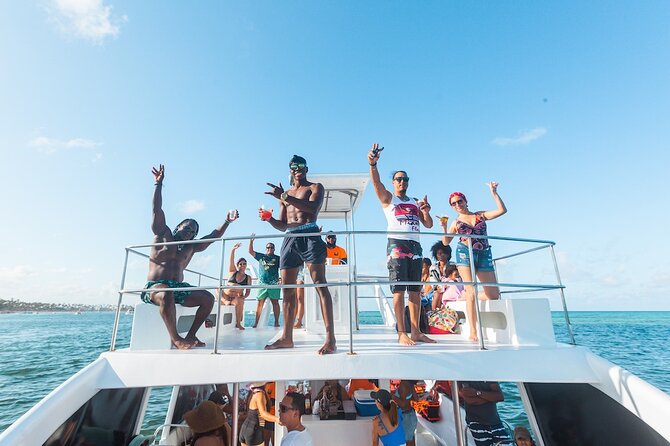 Booze Cruise and Party Boat Tour in Punta Cana ***** - Photography Options