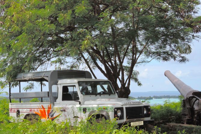 Bora Bora 4WD Tour Including Lunch at Lucky House & Jet Ski Tour - Deep Dive into the Tour Experience