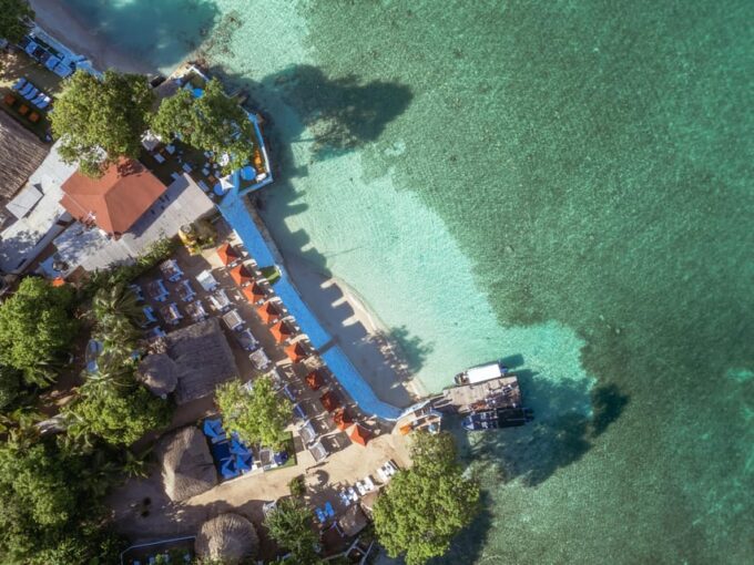 BORA BORA AREA CLUB - Restrictions