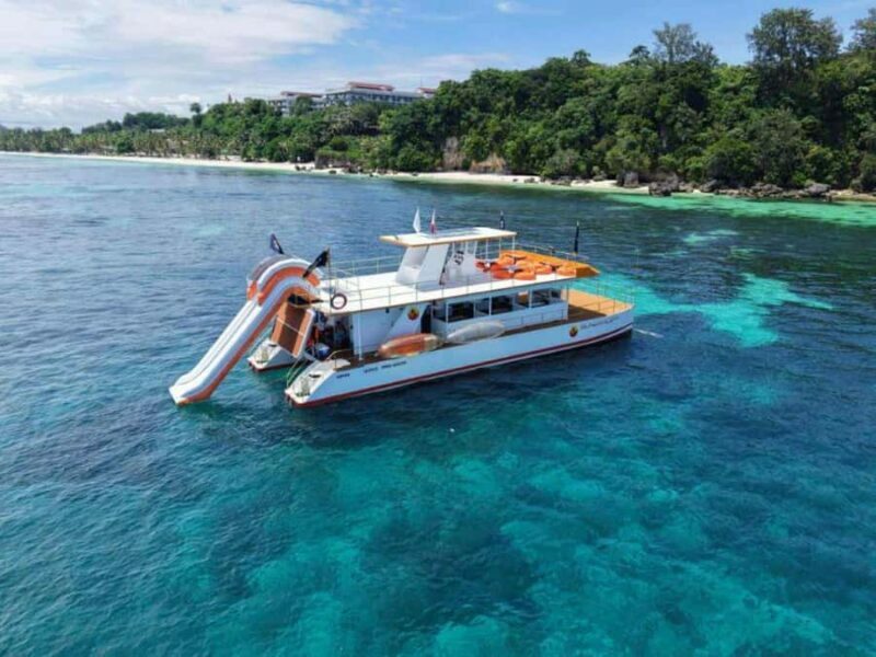 Boracay Epic Yacht Party by Sundancer - Exploring the Boracay Epic Yacht Party by Sundancer