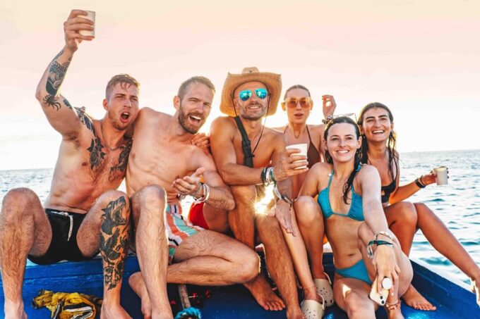 Boracay: Haqqy Life Sunset Boat Party Cruise - Reviews and Ratings