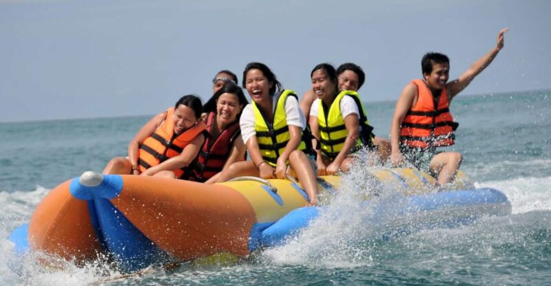 Boracay: Inflatable Banana or Dragon Boat Ride - Key Points
