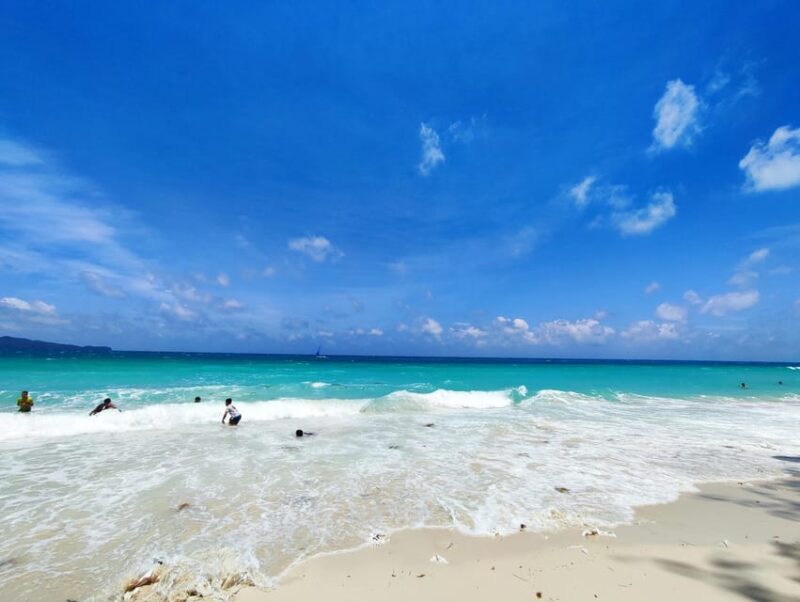 Boracay: Island Hopping With Lunch, Helmet Diving & ATV - Meeting Points and Logistics