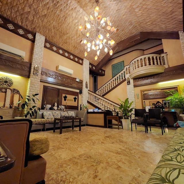 Boracay Land Tour With Paraw Sailing, Crystal Kayak, and Spa - Crystal Kayak Activity
