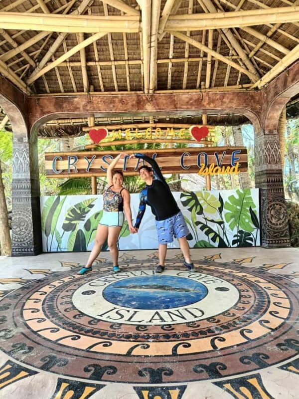 Boracay: Private Island Hopping Tour with Lunch & Kawa Bath - What Travelers Say