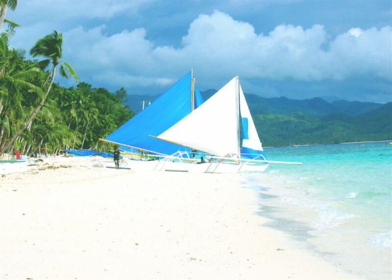 Boracay: Private Traditional Bamboo Boat Sailing Tour - Participant Requirements