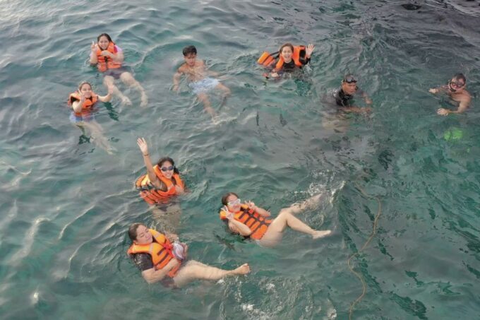 Boracay: Sunset Boat Party With Snacks - Customer Feedback