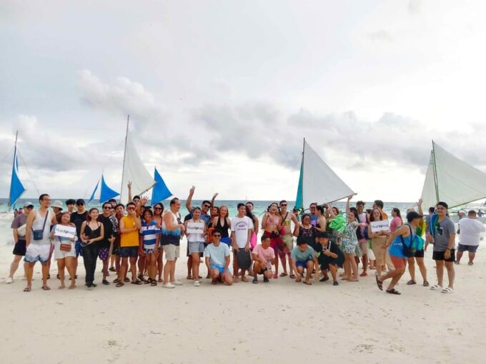 Boracay: Sunset Paraw Sailing Trip With Photos - Booking and Cancellation Policy