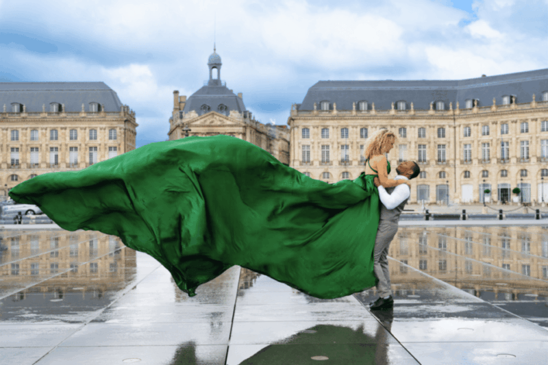 BORDEAUX-BASSIN D'Arcachon: Photo Shoot of Flying Dress - Booking and Payment