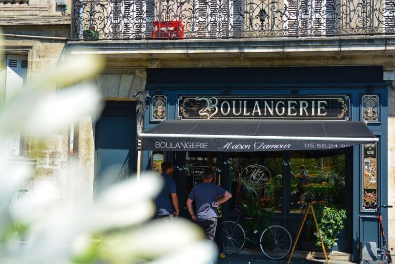 Bordeaux Best Bakeries & History Tour - Key Points
