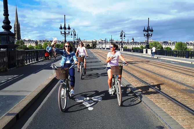 Bordeaux Bike Tour the Best of Bordeaux - Tasting Bordeauxs Renowned Wines