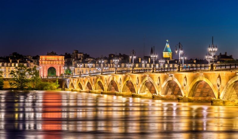 Bordeaux by Night: Private Tour in a Citroën 2CV - Tour Highlights
