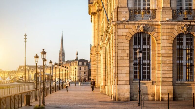 Bordeaux: City Highlights & Self-Guided Scavenger Hunt Tour - Important Information