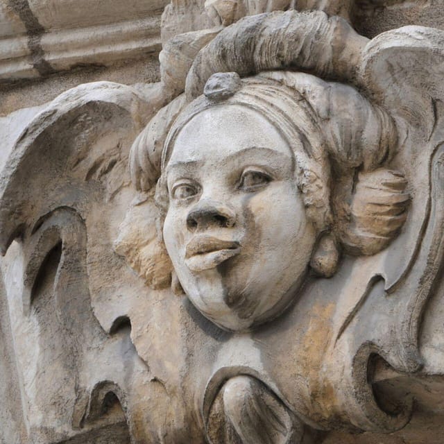 Bordeaux: Dark History and Macabre Walking Tour - Key Points