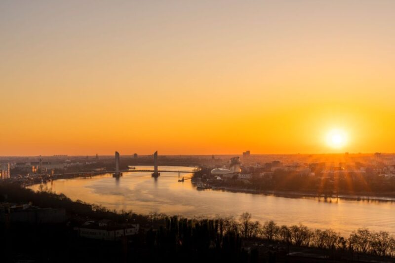 Bordeaux: Evening Aperitif Cruise on the River Garonne - Duration and Departure Time