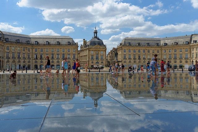 Bordeaux: Exclusive Private Guided Walking Tour - Accessing the Tour and Feedback