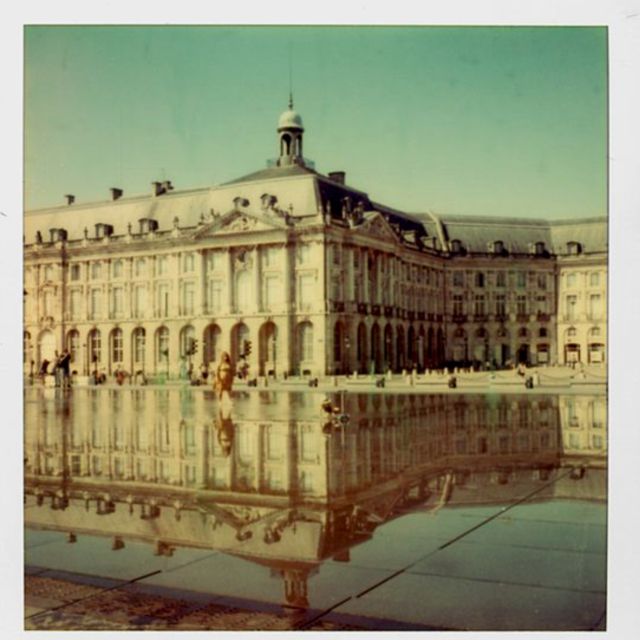 Bordeaux: Explore the City of Wines Through the Polaroid - Polaroid Cameras and Artistic Exploration