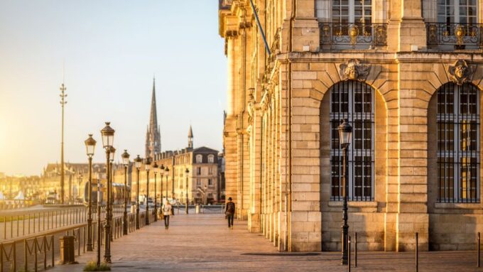 Bordeaux: First Discovery Walk and Reading Walking Tour - Frequently Asked Questions