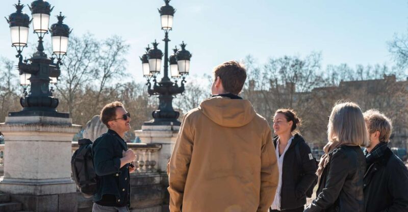 Bordeaux: Food and History Tour - Monuments and Landmarks