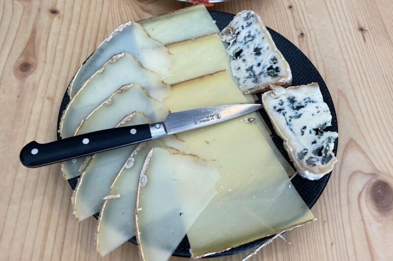 Bordeaux: Foodie Tour - Vegetarian Options for Diverse Tastes