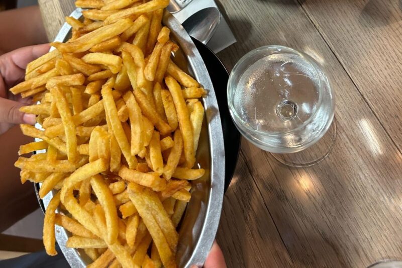 Bordeaux: Foodie Tour - Engaging With Knowledgeable Local Guides