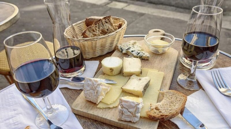 Bordeaux: Gourmet Food and Wine Tastings Tour - Food Tastings